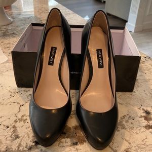 Nine West black platform heels